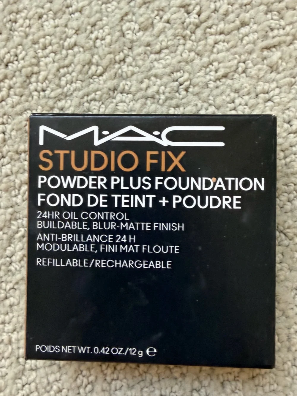 MAC Studio Fix Powder Plus Foundation - color C8